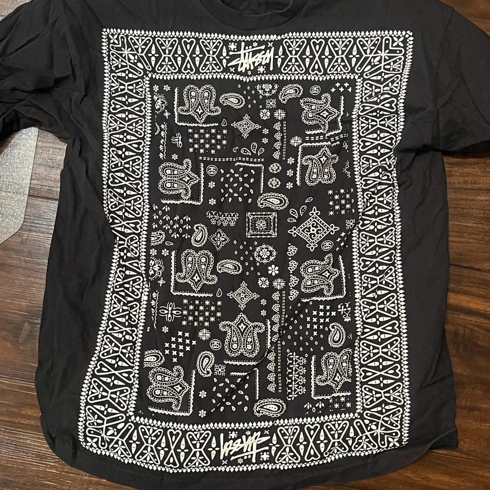 Stussy Black and White Graphic Long Sleeve Tee - Picture 1 of 4